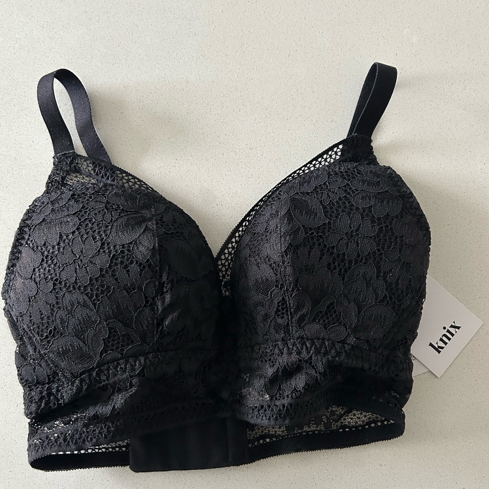 Knix Lace Longline Bra in Black, XS+